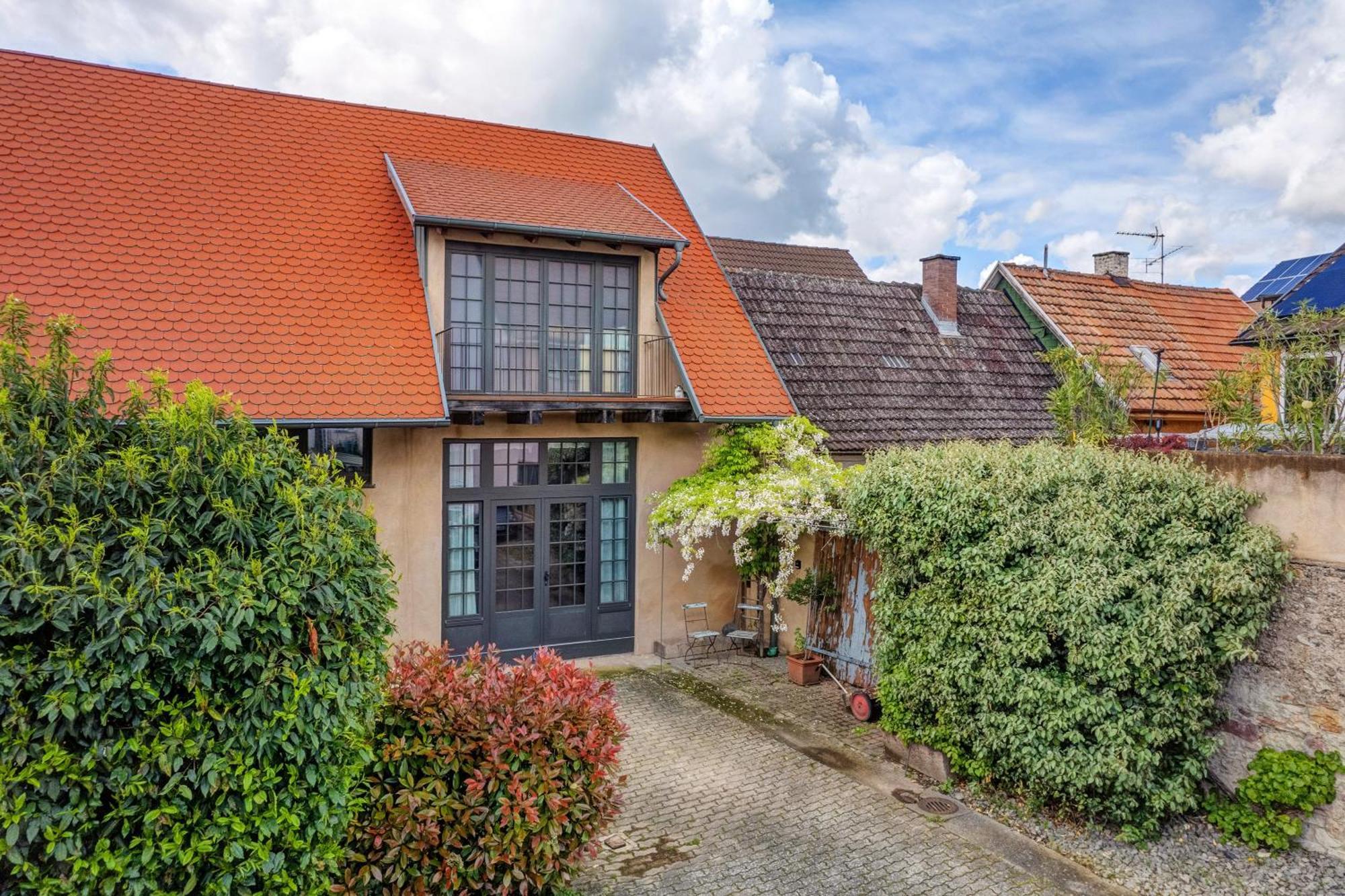 Apartment Loft Im Kuenstlerhaus Riegel
